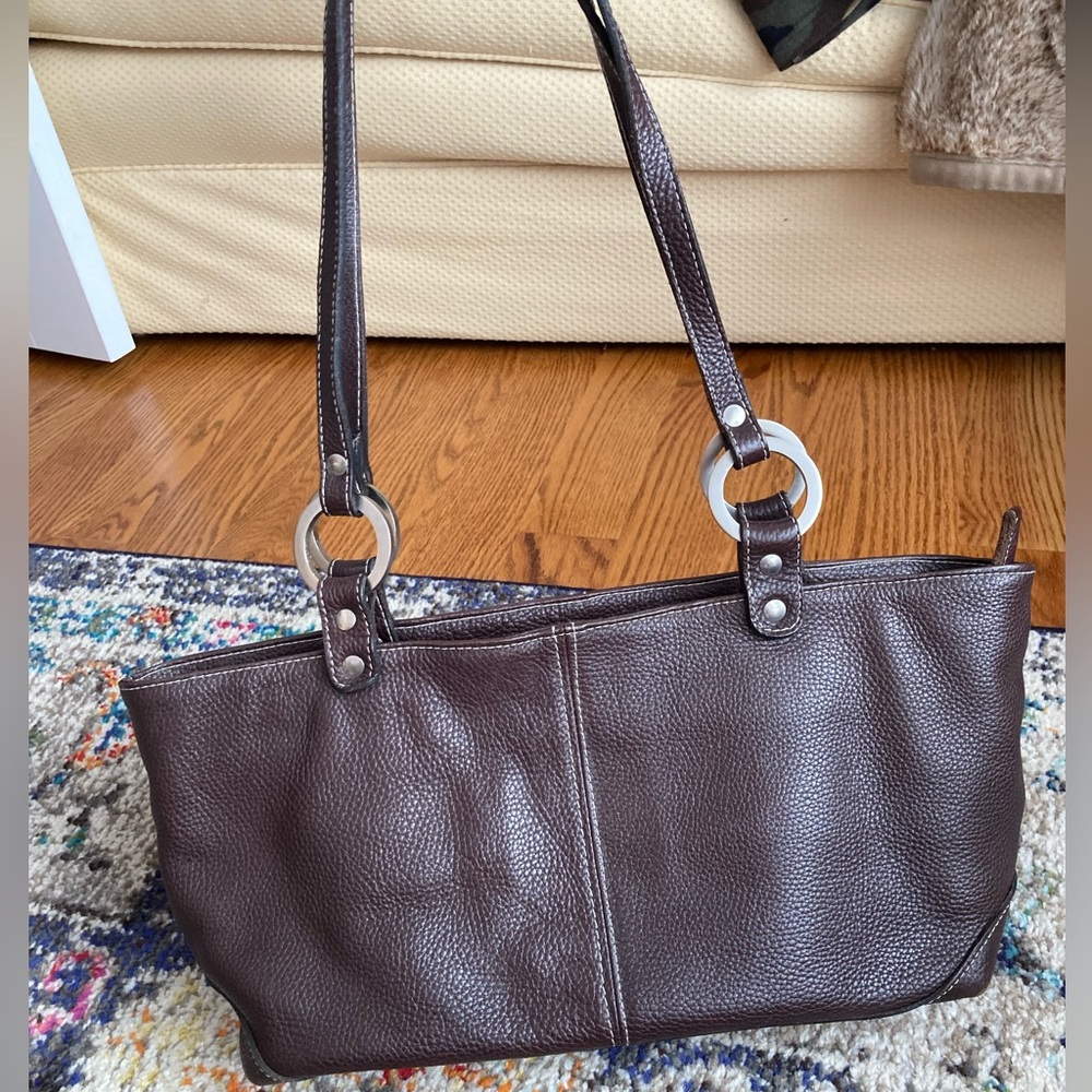 Leather Shoulder Tote Bag in Dark Brown - Picture 4 of 10